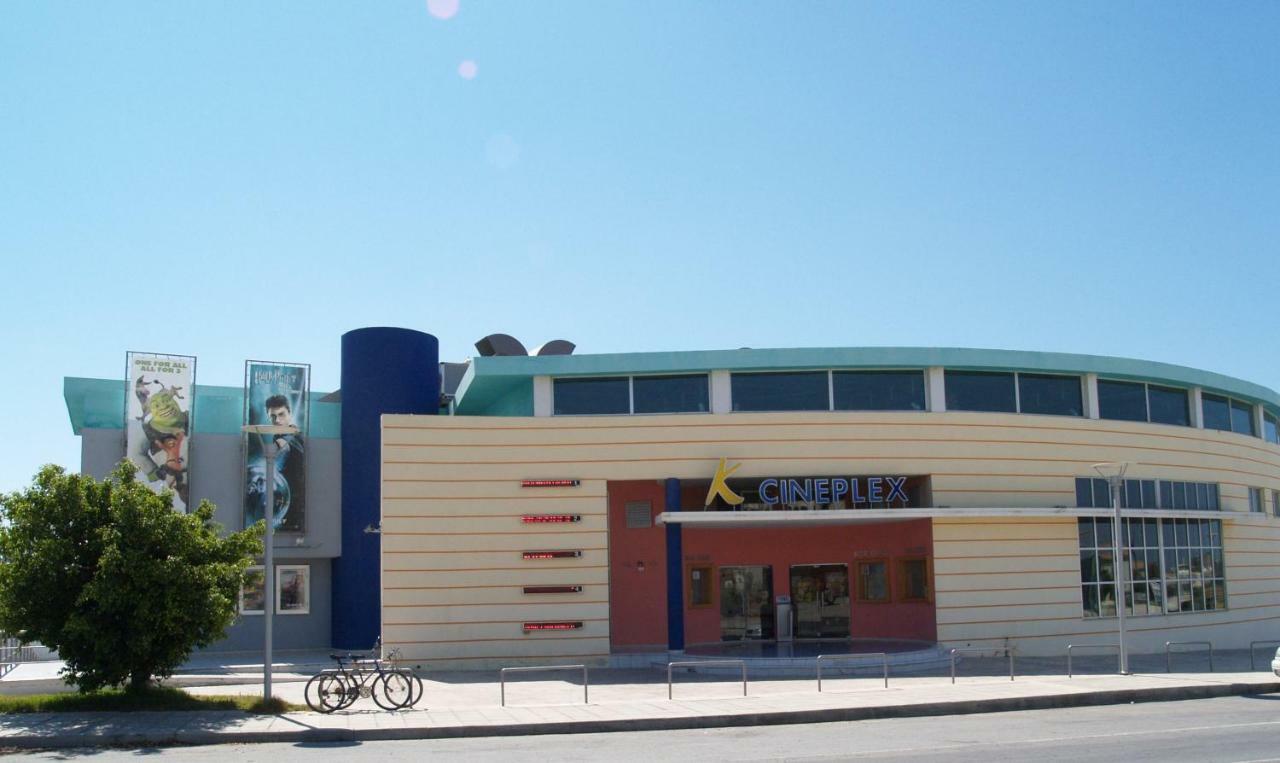 Green Valley Modern Studio Лимасол Екстериор снимка